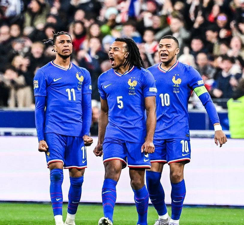 欧宝官方平台-精彩纷呈！欧国联半决赛赛场掀起热潮